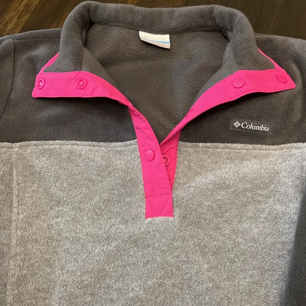 Columbia Pullover - Picture 3 of 7